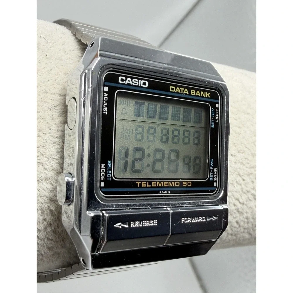 Casio DB-500 New Battery Mens Data Bank Telememo 50 32MM 8